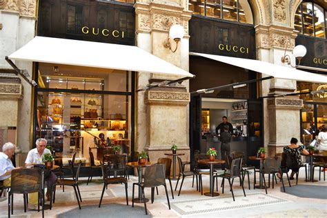 gucci restaurant milano